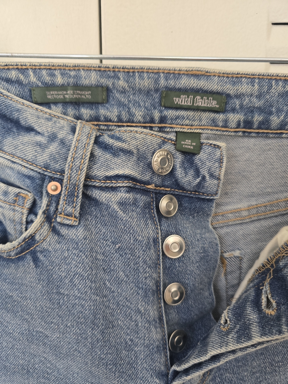 Wild Fable Women's Light Blue High-Rise Straight Jeans